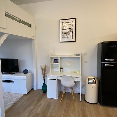 Schoene, Moderne Wohnung Mit Grosszuegiger Terasse Essen Exterior foto