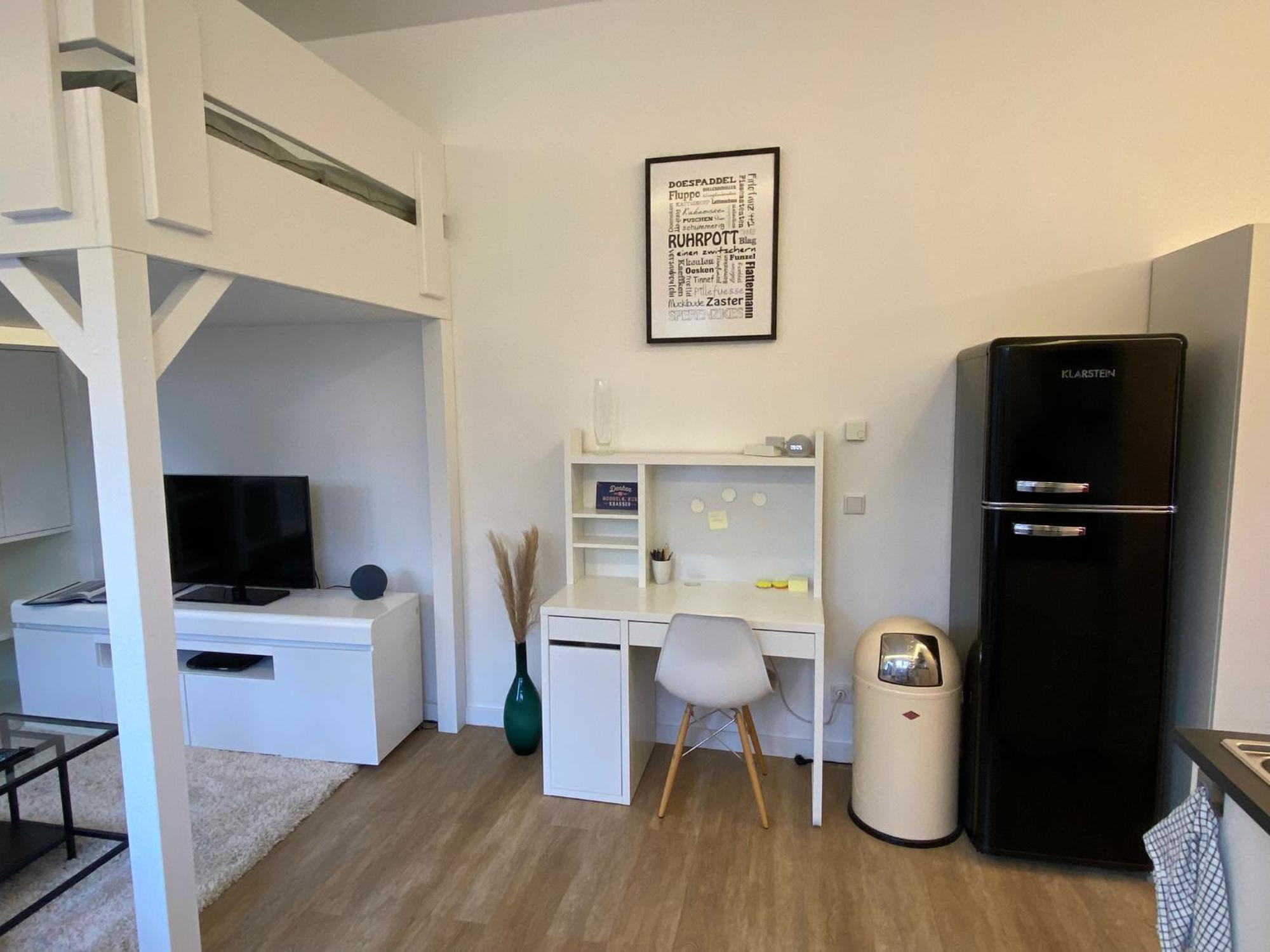 Schoene, Moderne Wohnung Mit Grosszuegiger Terasse Essen Exterior foto