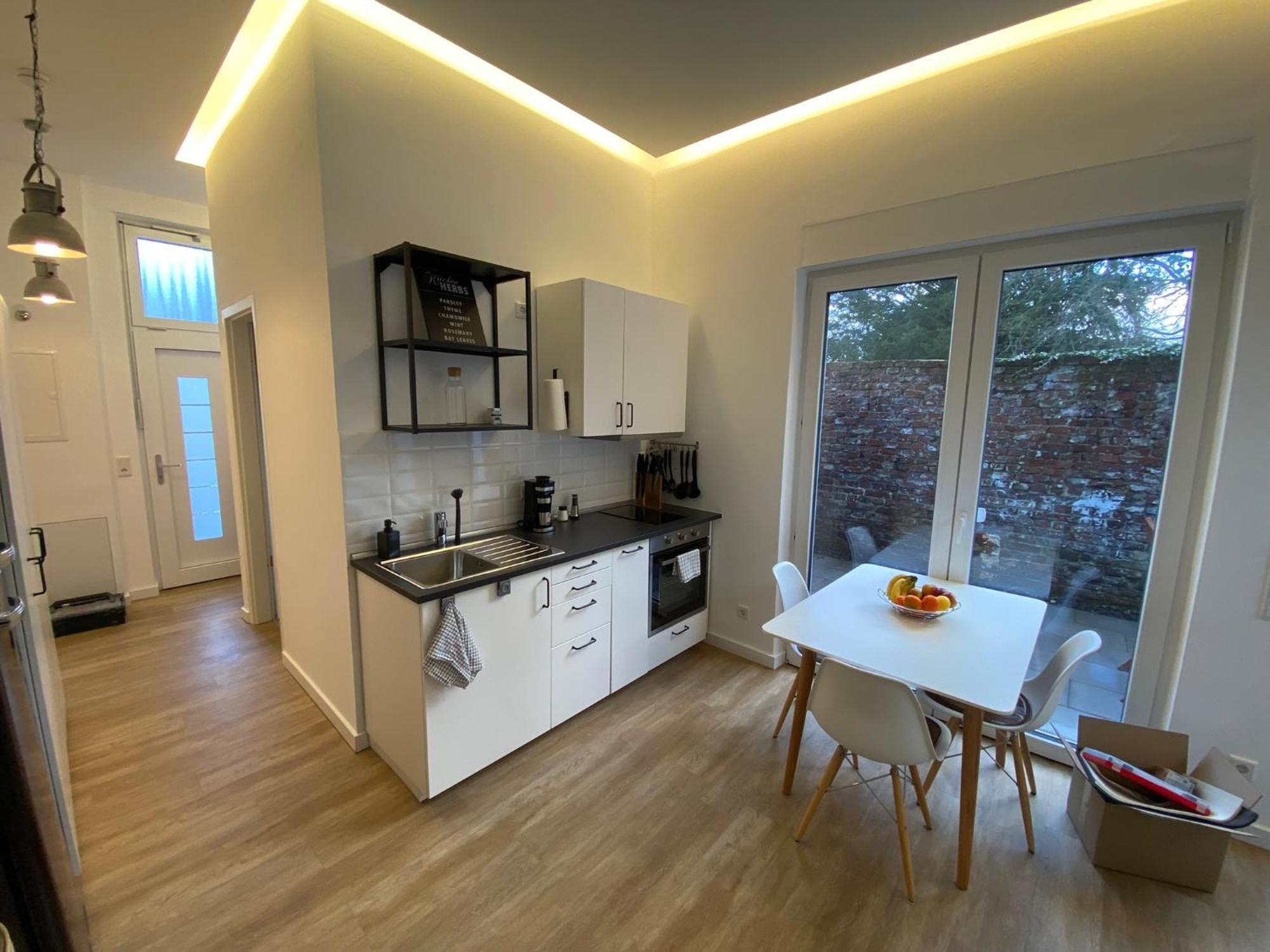 Schoene, Moderne Wohnung Mit Grosszuegiger Terasse Essen Exterior foto