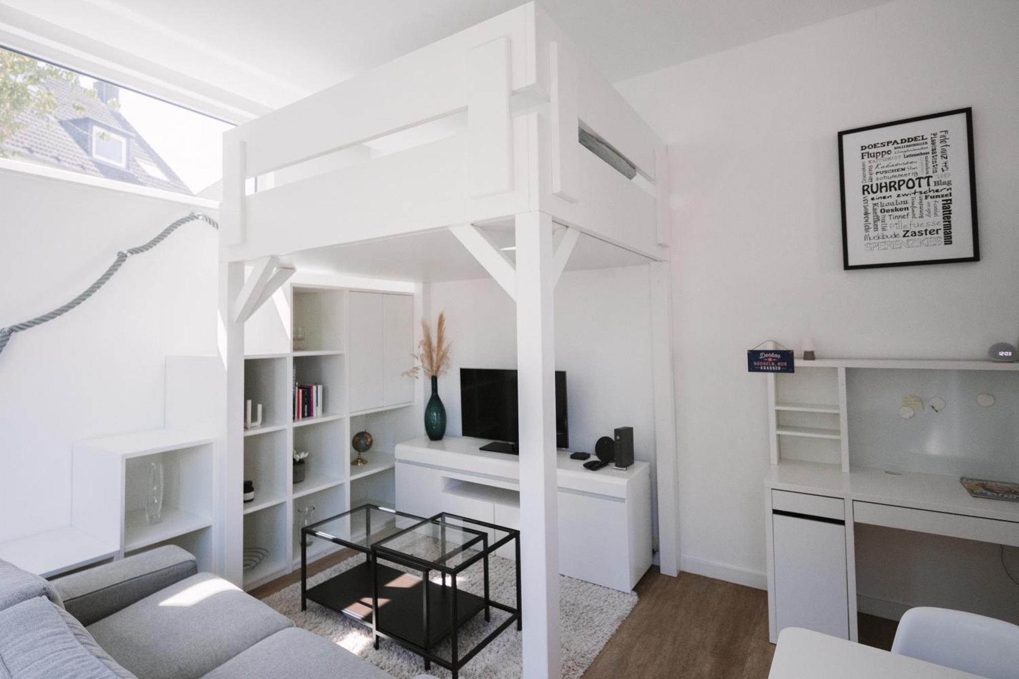 Schoene, Moderne Wohnung Mit Grosszuegiger Terasse Essen Exterior foto